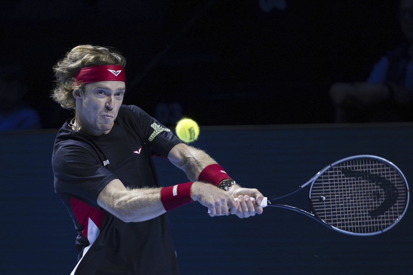 Rublev perd les pédales et le match contre Cerundolo au Masters de Paris