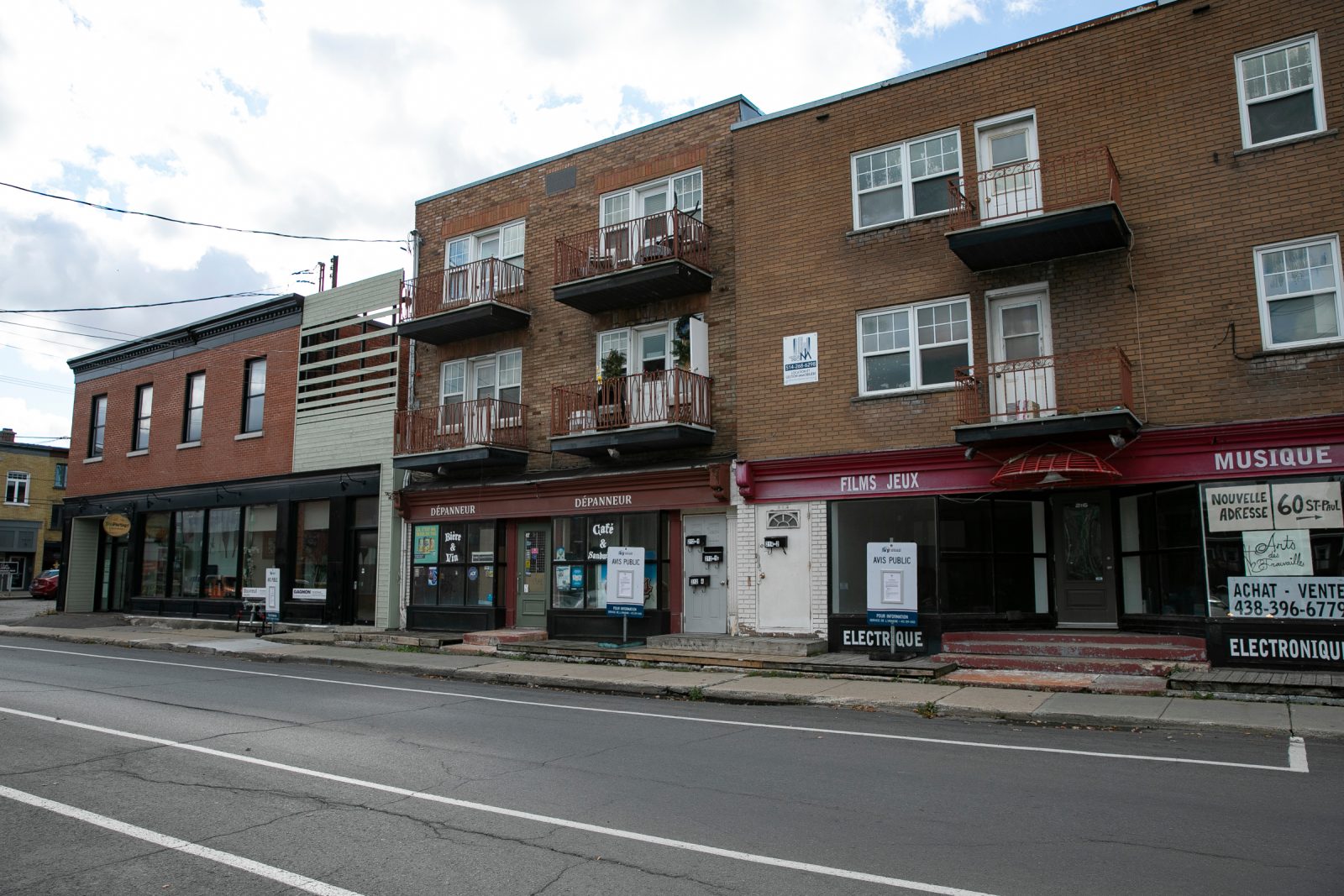 Trois bâtiments seront démolis dans le Vieux-Saint-Jean