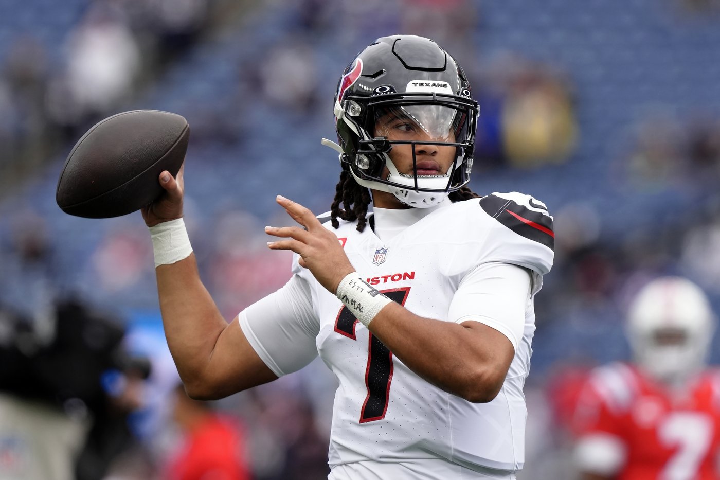 C.J. Stroud lance trois passes de touché et les Texans malmènent les Patriots 41-21