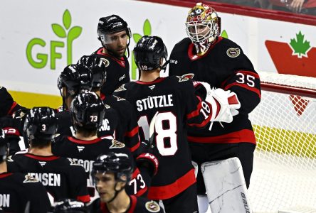 Ullmark réussit ses débuts avec les Sénateurs dans un gain de 3-1 face aux Panthers