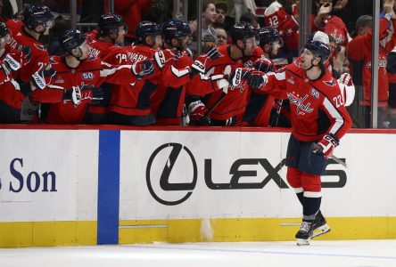 Alex Ovechkin récolte un but et deux aides et les Capitals battent le Canadien 6-3