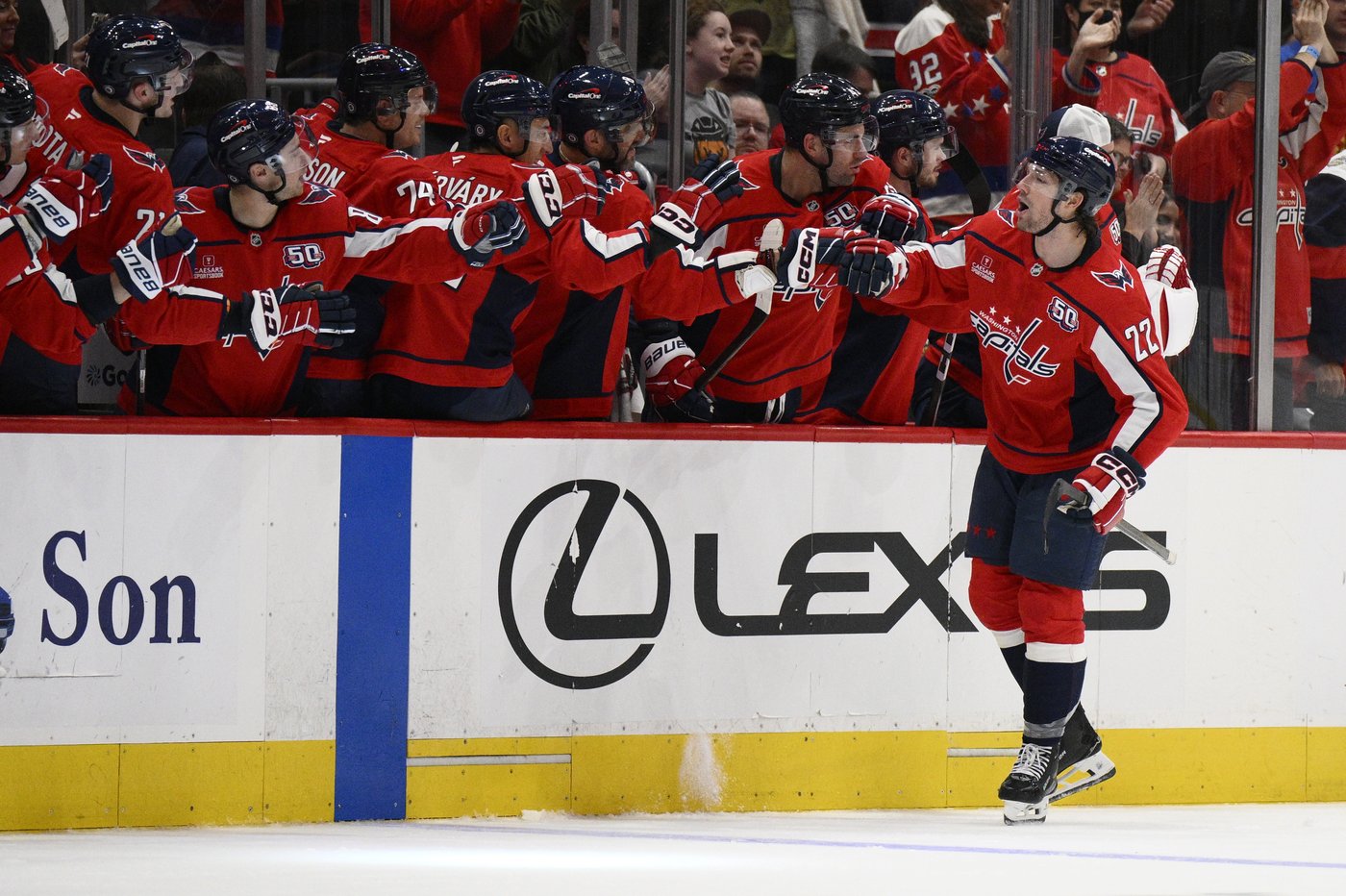 Alex Ovechkin récolte un but et deux aides et les Capitals battent le Canadien 6-3