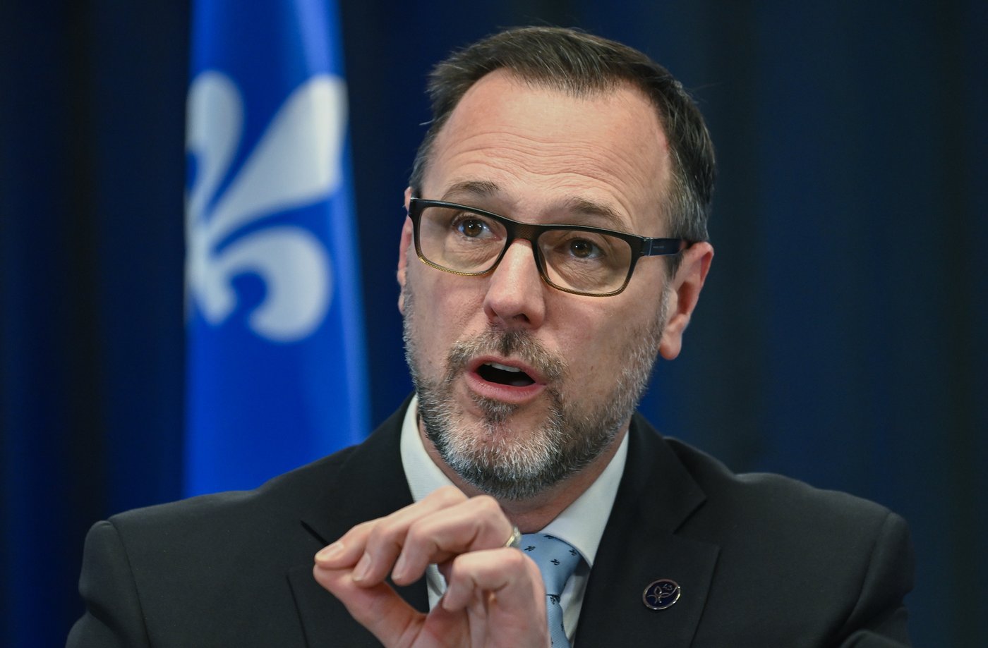 Francisation: Roberge fait miroiter une augmentation du nombre de cours prochainement