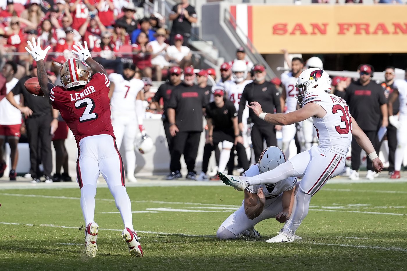 Kyler Murray mène les Cardinals à une victoire de 24-23 sur les 49ers