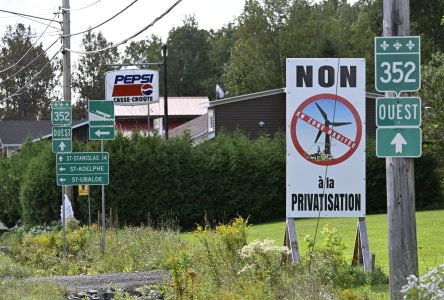 Des opposants à un projet d’usine à hydrogène souhaitent un référendum