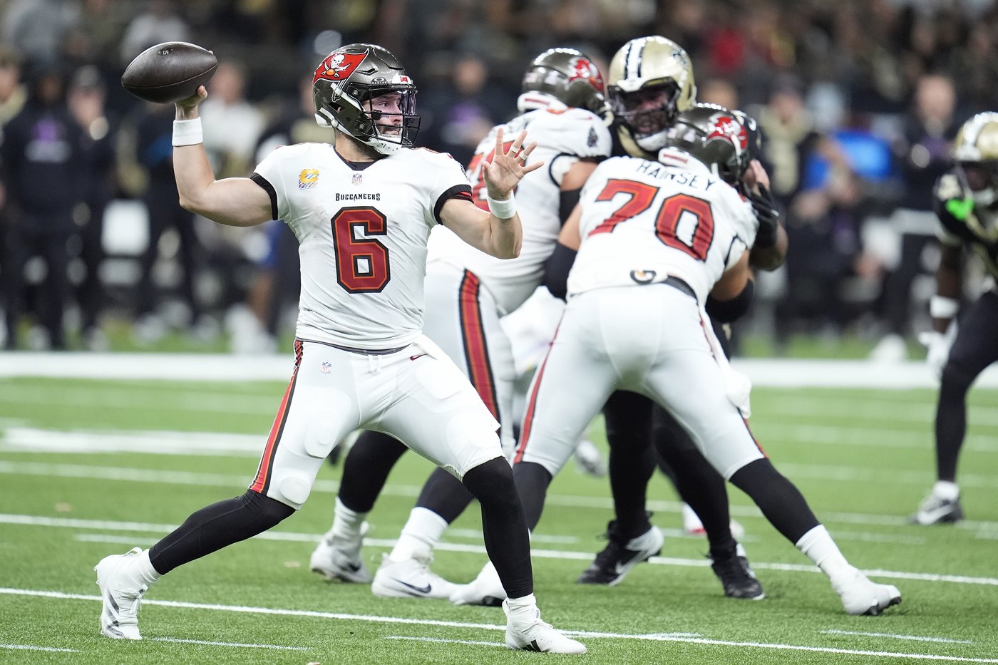 Baker Mayfield et les Buccaneers écrasent les Saints 51-27