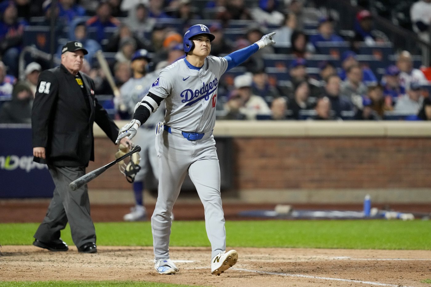 Shohei Ohtani frappe un circuit et les Dodgers défont facilement les Mets 8-0