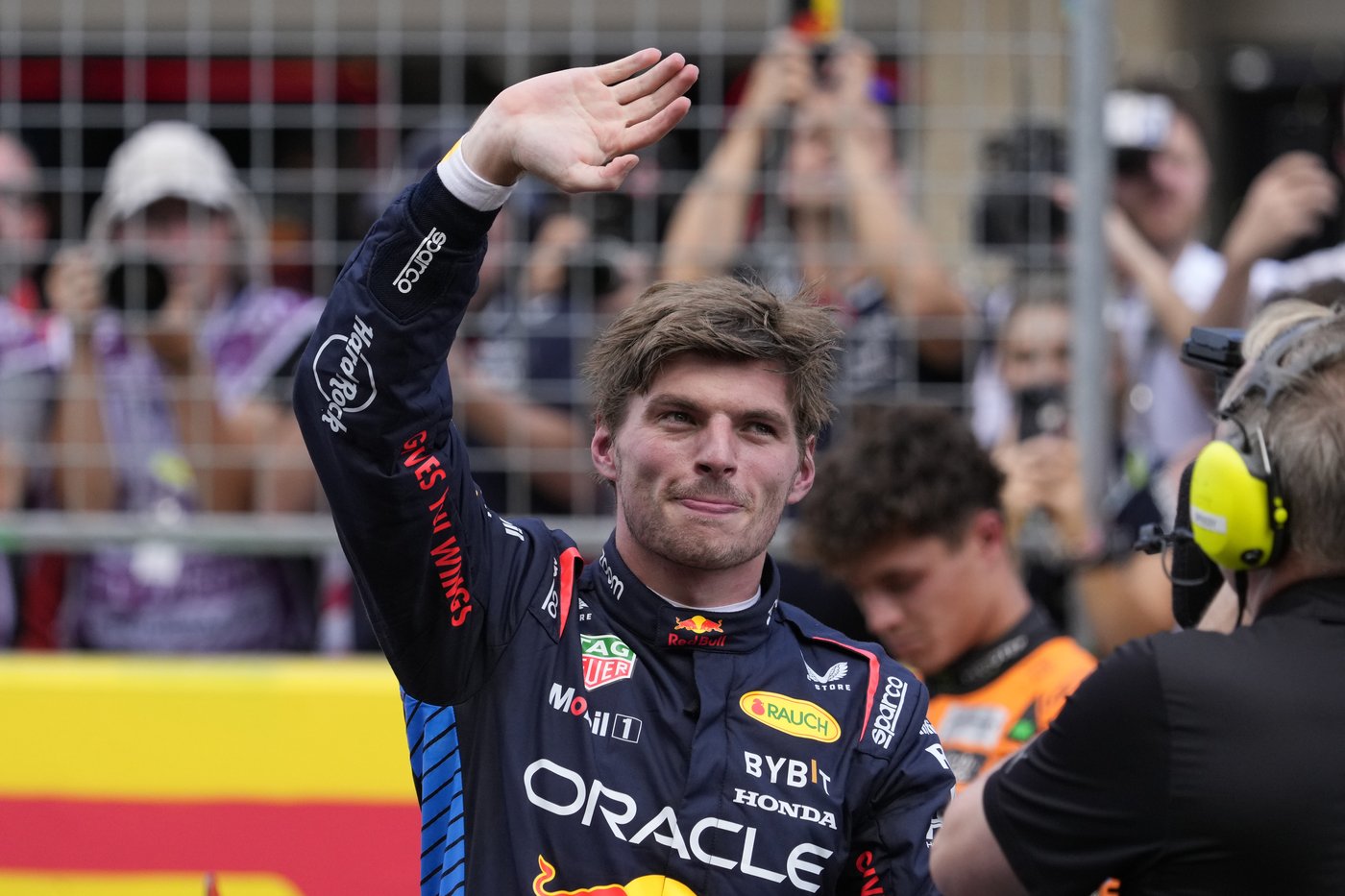 Verstappen remporte la course sprint aux É.-U., sa 1ère victoire depuis juin