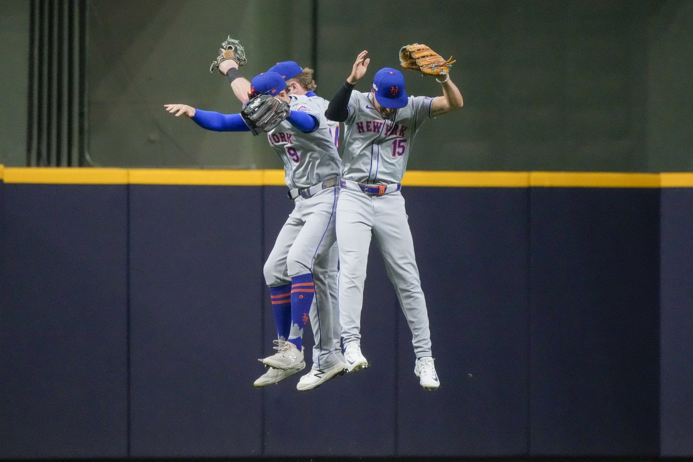 Les Mets poursuivent leur folle aventure avec une victoire de 8-4 contre les Brewers