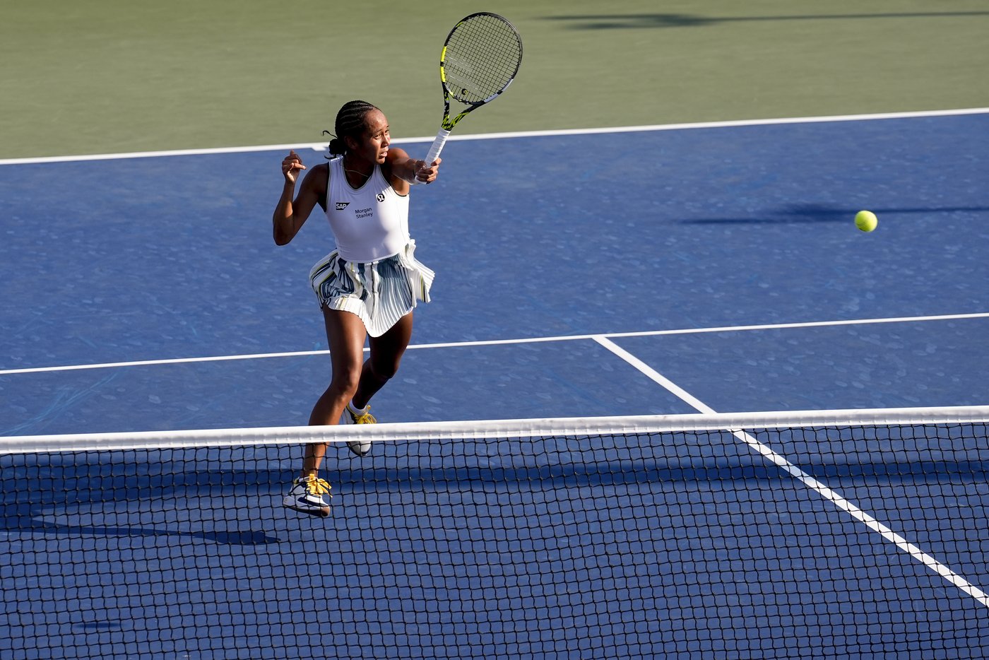 Fernandez défait Birrell et accède aux quarts de finale à Hong Kong