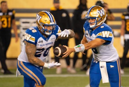 Brady Oliveira mène les Blue Bombers à une victoire de 31-10 sur les Tiger-Cats