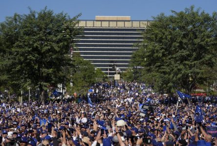 Ohtani et les Dodgers célèbrent leur triomphe avec un défilé à Los Angeles