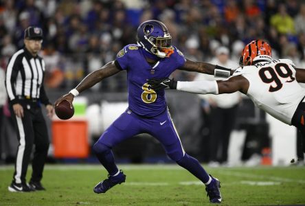 Jackson et les Ravens viennent de l’arrière pour gagner 35-34 contre les Bengals